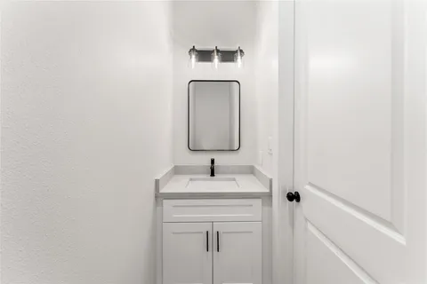 $599,900 | 8306 Comal Street, Houston, TX 77051