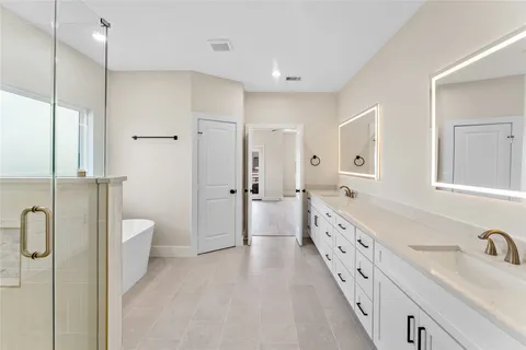 $599,900 | 8306 Comal Street, Houston, TX 77051