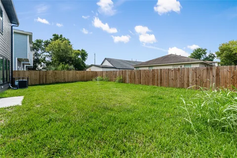 $599,900 | 8306 Comal Street, Houston, TX 77051