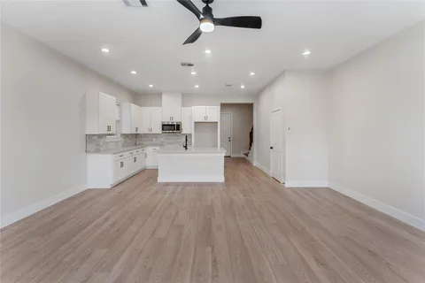 $599,900 | 8306 Comal Street, Houston, TX 77051