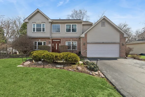 $510,000 | 411 Oak Grove Circle, Wauconda, IL 60084