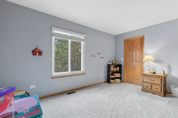 $510,000 | 411 Oak Grove Circle, Wauconda, IL 60084