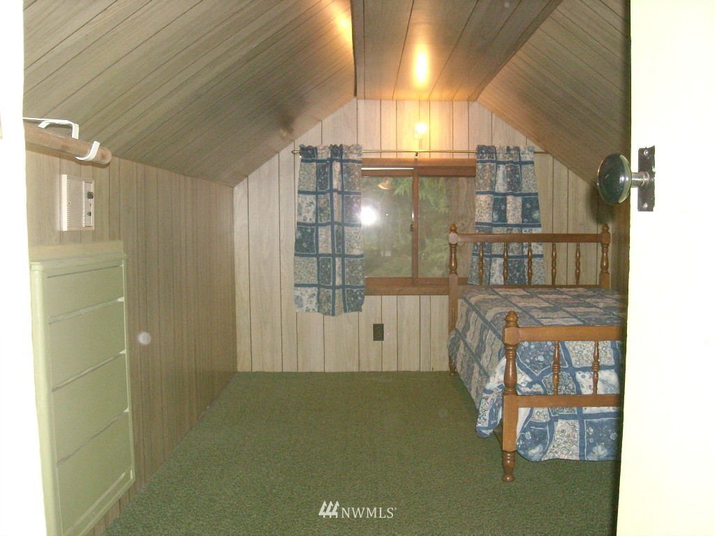 2622 Rocky Point Road Northwest Bremerton, WA 98312 - Photo 12 of 24 Gallery Image 12