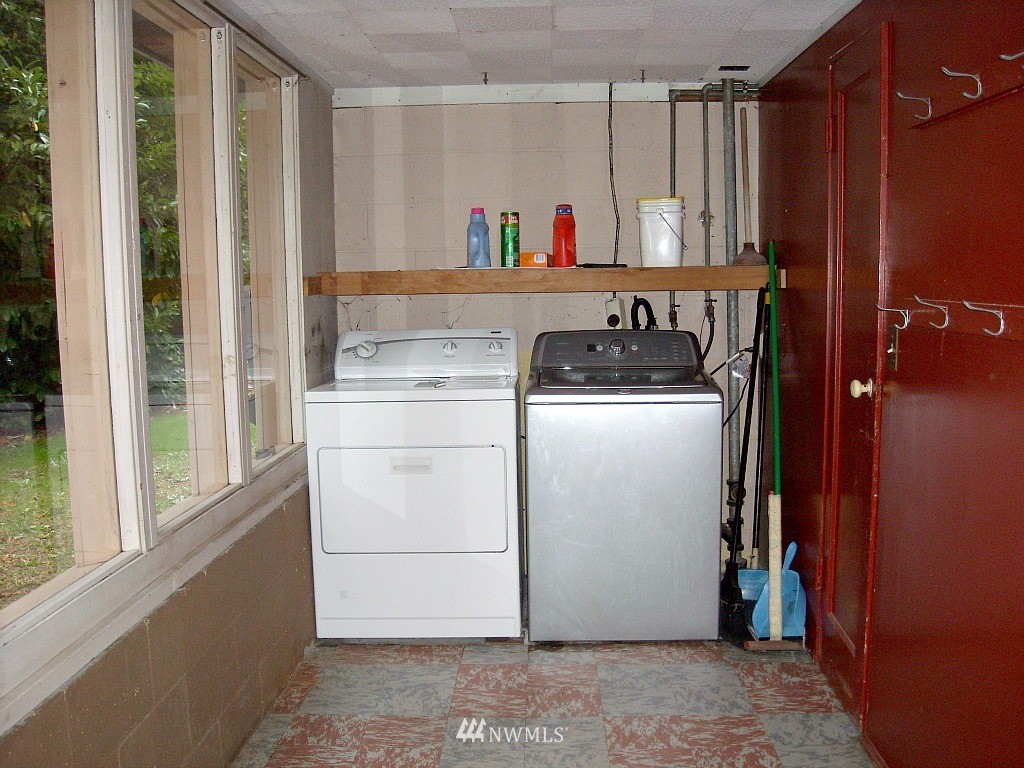 2622 Rocky Point Road Northwest Bremerton, WA 98312 - Photo 17 of 24 Gallery Image 17