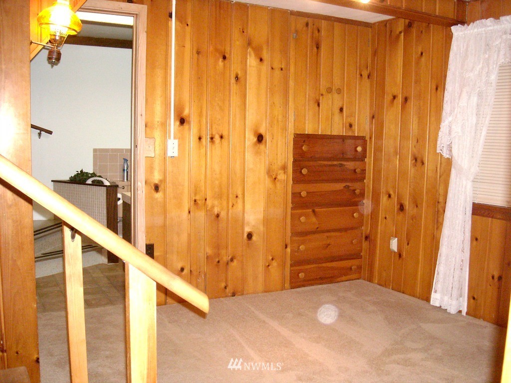 2622 Rocky Point Road Northwest Bremerton, WA 98312 - Photo 10 of 24 Gallery Image 10