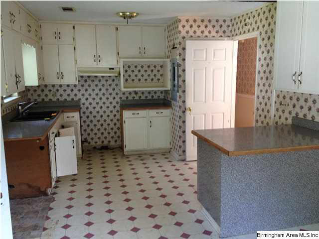 803 Hillcrest Road Adamsville, AL 35005 - Photo 4 of 20 Gallery Image 4