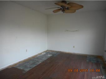 1212 West Pontoon Road Granite City, IL 62040 - Photo 3 of 12 Gallery Image 3