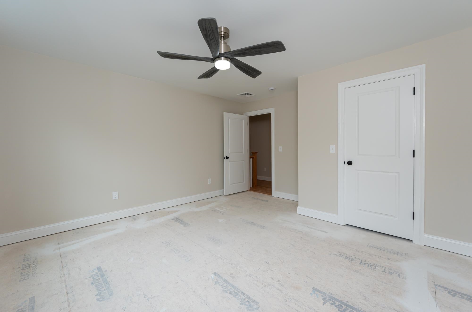 211 North Road Sandown, NH 03873 - Photo 27 of 52