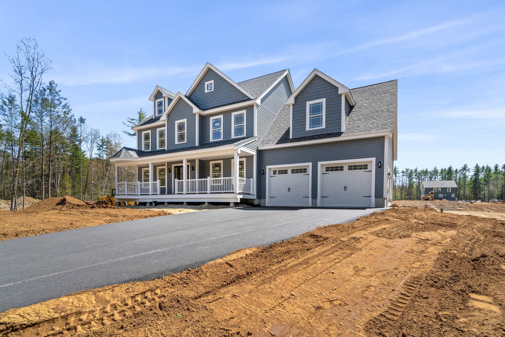 211 North Road Sandown, NH 03873 - Photo 4 of 52