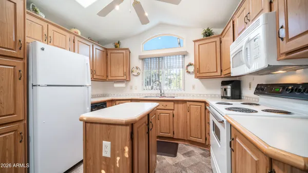 $169,900 | 923 Nickel Drive, Unit 923, Apache Junction, AZ 85119