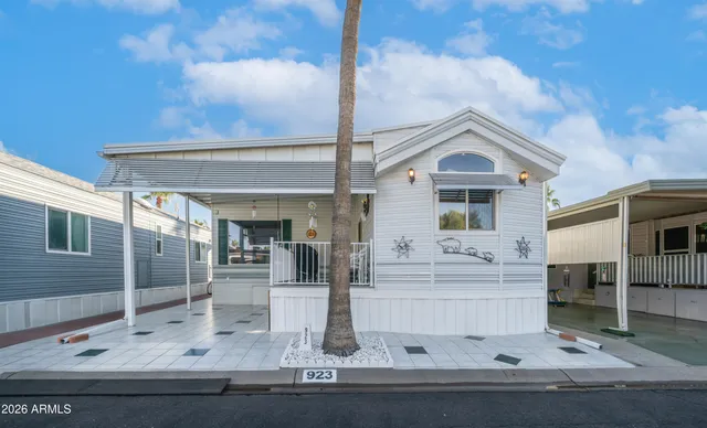 $174,900 | 923 Nickel Drive, Unit 923, Apache Junction, AZ 85119