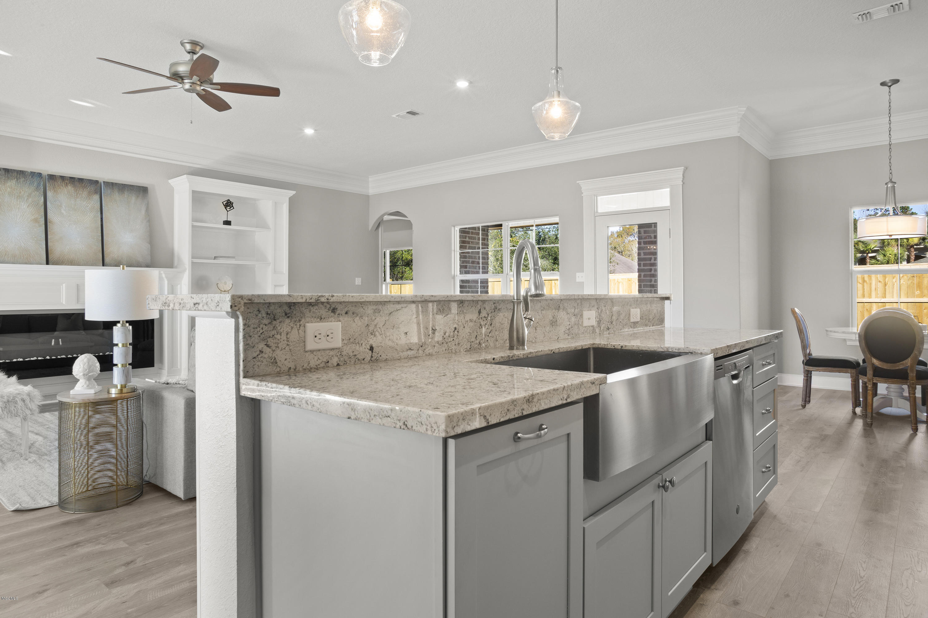 12514 Alphabet Road Gulfport, MS 39503 - Photo 13 of 36 013