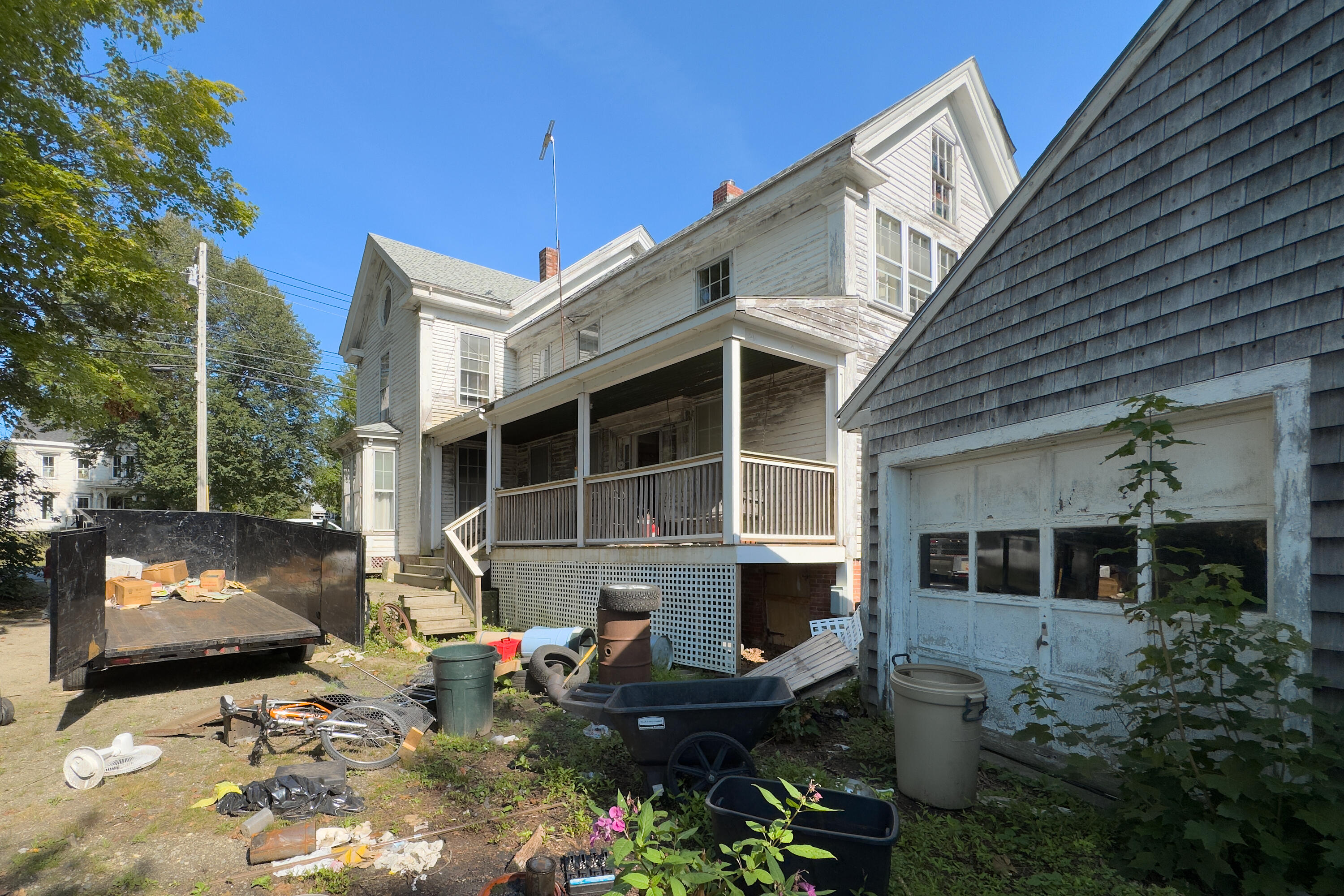 965 Main Street Waldoboro, ME 04572 - Photo 2 of 15 Side view