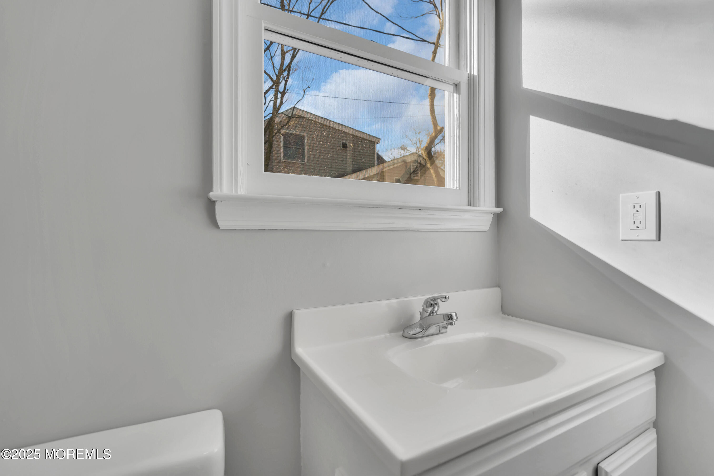 24 Davos Road Brick, NJ 08724 - Photo 13 of 19 015_dsc08869