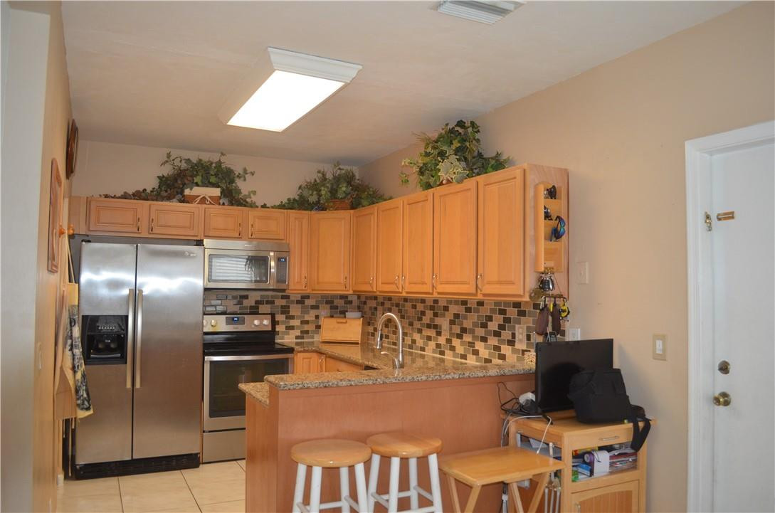 20930 Vía Oleander, Unit 6 Boca Raton, FL 33428 - Photo 14 of 80 Photo 14