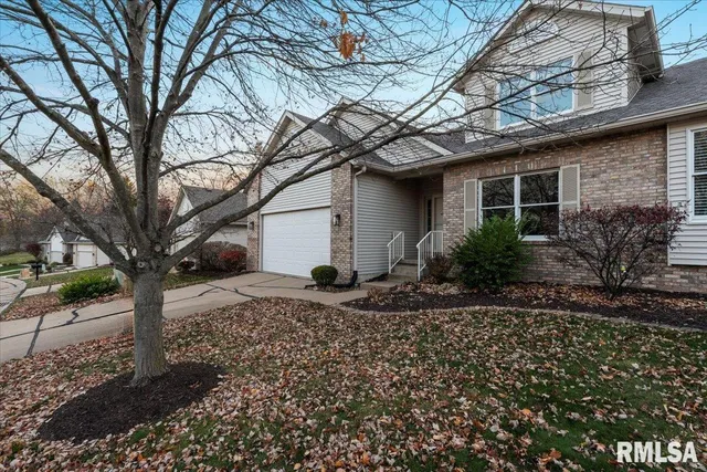 $374,900 | 3000 East 32nd Street, Unit 14, Davenport, IA 52807