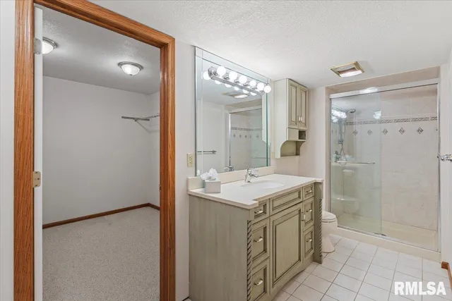 $374,900 | 3000 East 32nd Street, Unit 14, Davenport, IA 52807