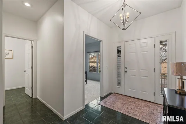 $374,900 | 3000 East 32nd Street, Unit 14, Davenport, IA 52807