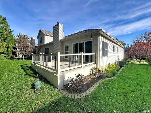 $374,900 | 3000 East 32nd Street, Unit 14, Davenport, IA 52807