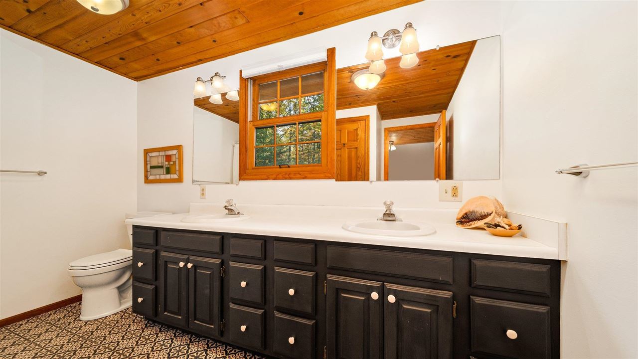 330 Rasho Road Traverse City, MI 49696 - Photo 31 of 71 1894717-30.JPG