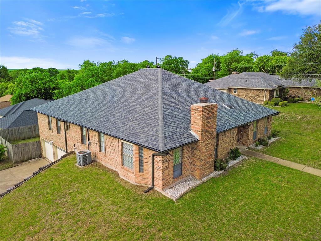1132 Trinity Drive Benbrook, TX 76126 - Photo 35 of 40