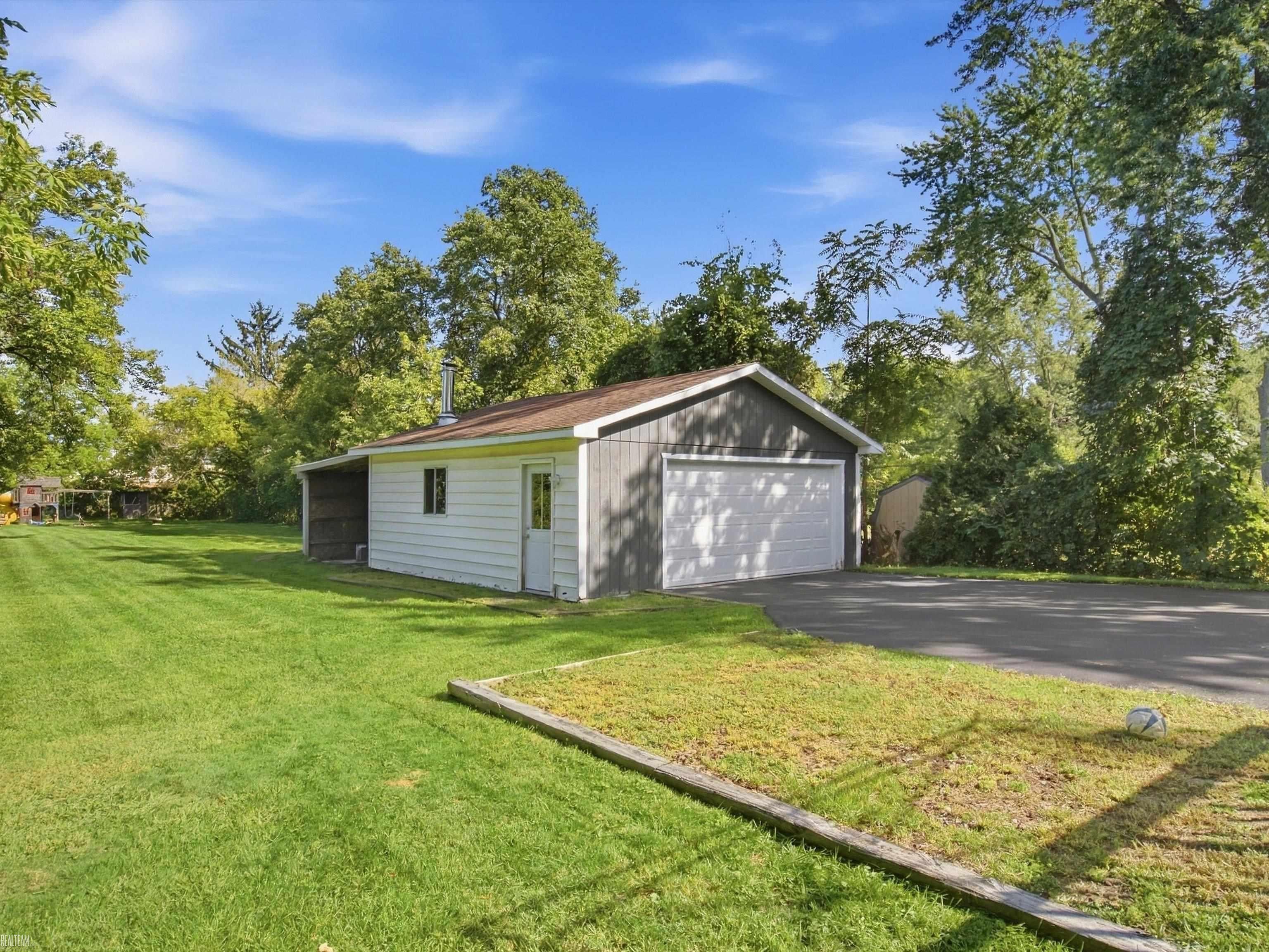 2789 Hickory Lawn Road Rochester Hills, MI 48307 - Photo 23 of 34 Gallery Image 23