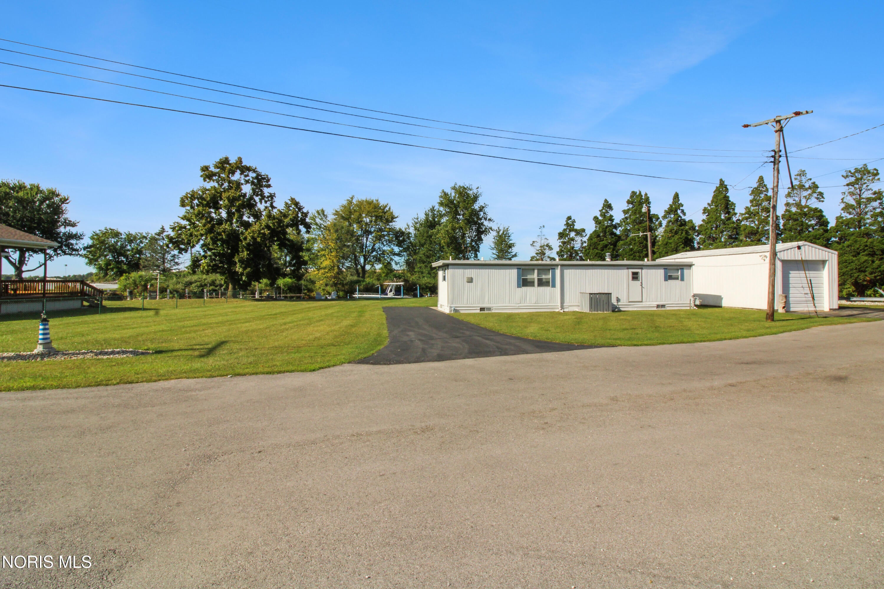 2825 West Rising Sun Road Port Clinton, OH 43452 - Photo 6 of 56 Gallery Image 6