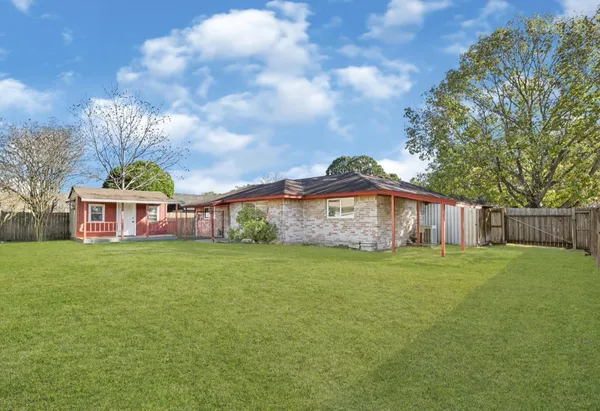 $1,800 | 7722 Battlewood Drive, Houston, TX 77040