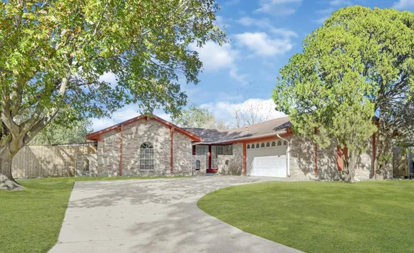 $1,800 | 7722 Battlewood Drive, Houston, TX 77040