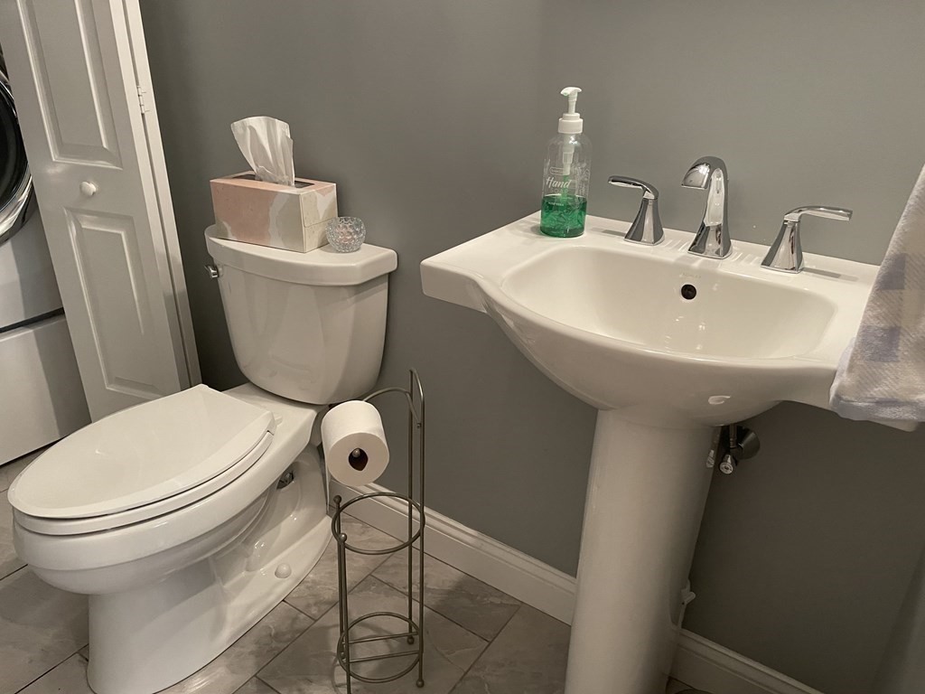 24 Beaver Pond Road, Unit 24 Milford, MA 01757 - Photo 9 of 20 Gallery Image 9