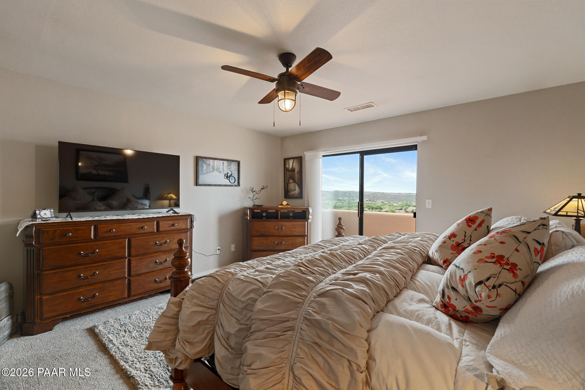 2697 College Heights Road Prescott, AZ 86301 - Photo 20 of 47 Primary Bedroom - 2697 College Heights