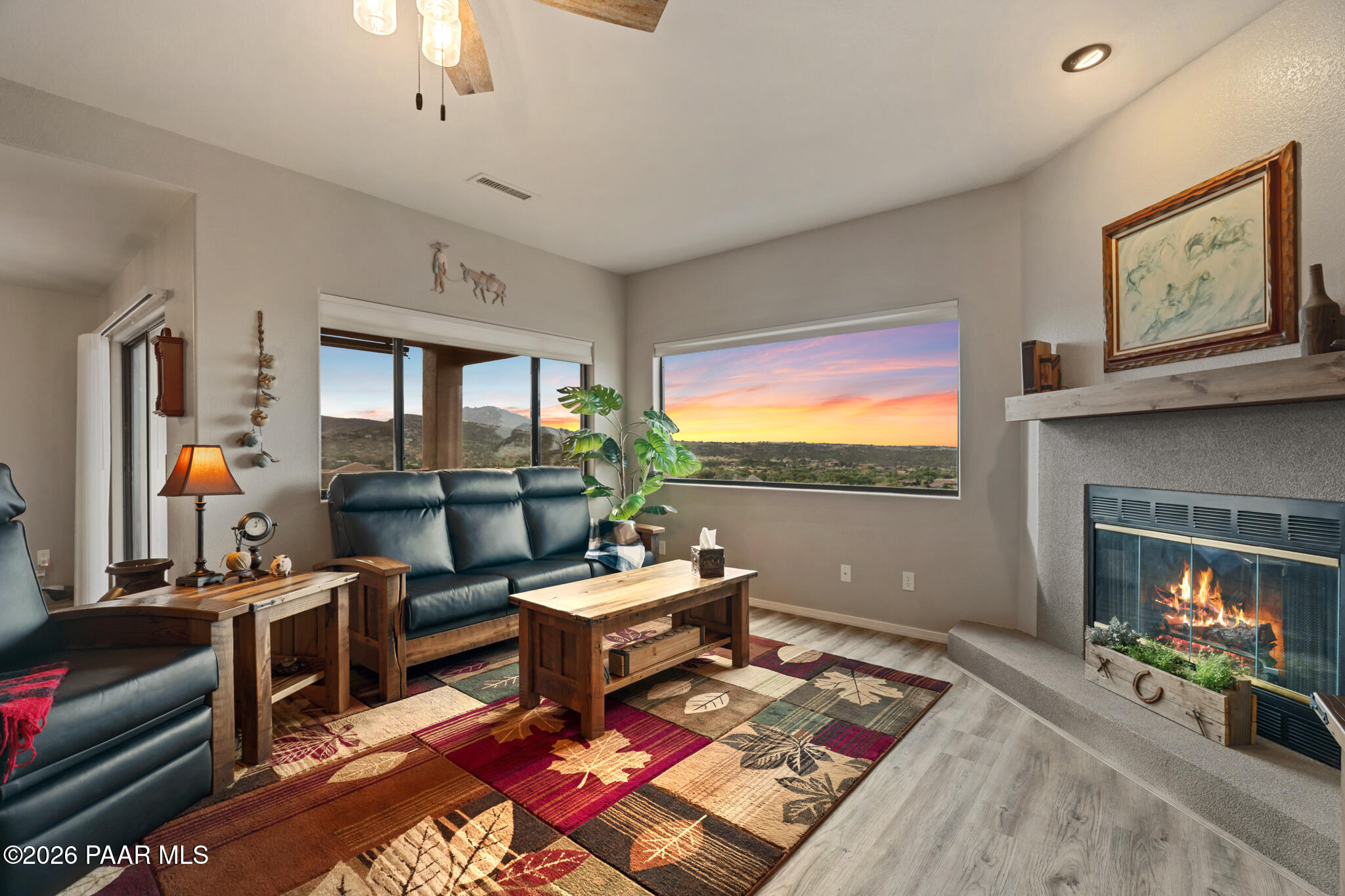 2697 College Heights Road Prescott, AZ 86301 - Photo 2 of 47 Living Room - 2697 College Heights