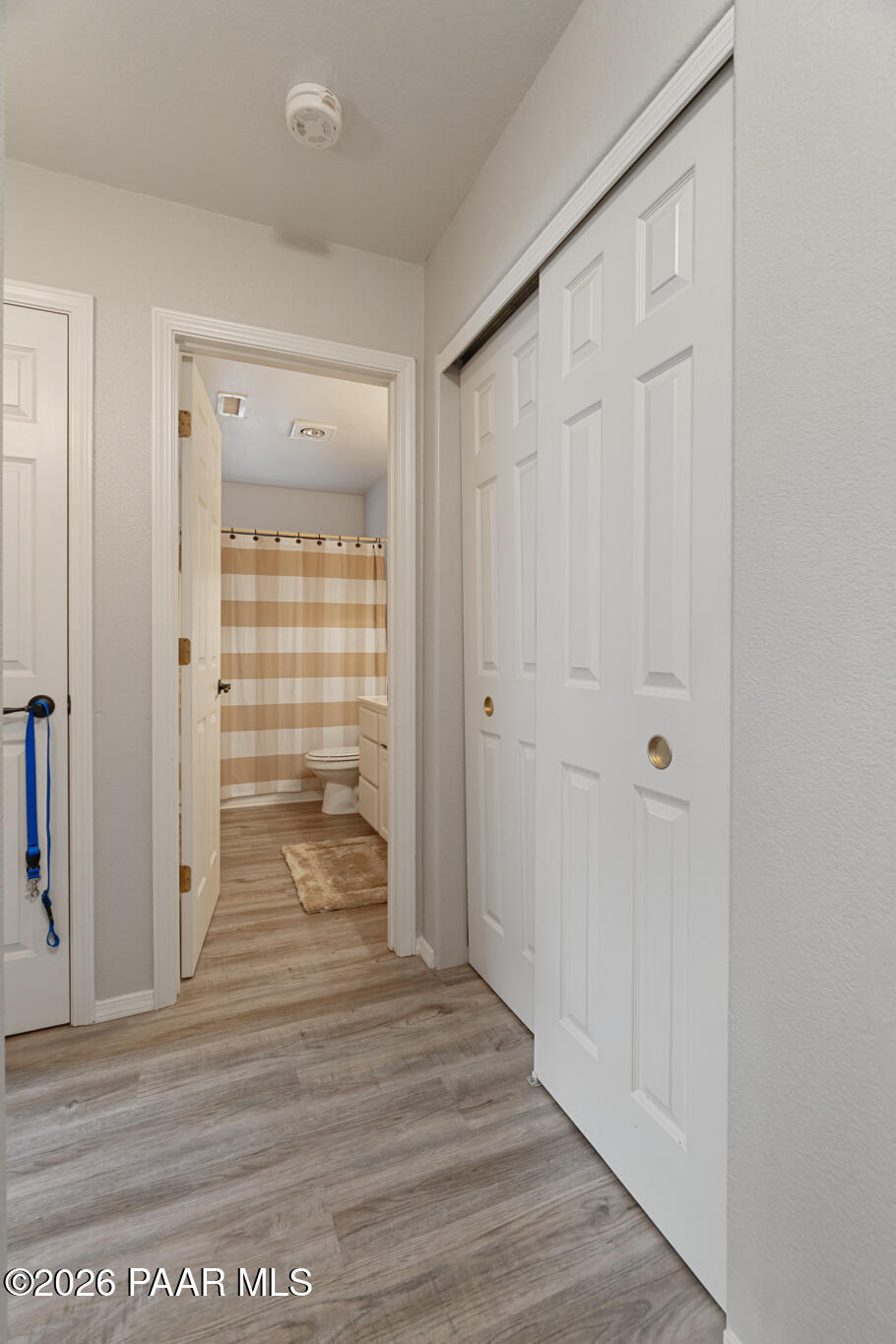 2697 College Heights Road Prescott, AZ 86301 - Photo 29 of 47 Hallway - 2697 College Heights