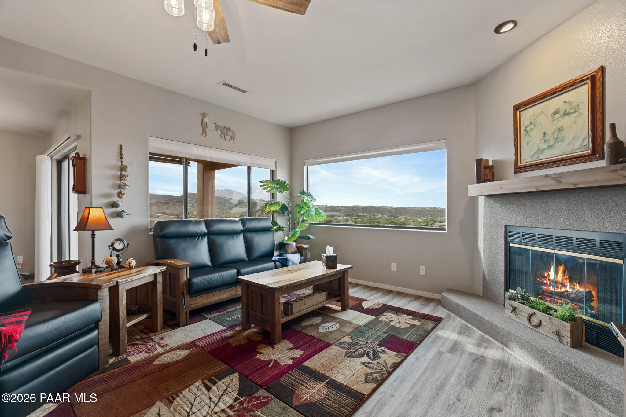 2697 College Heights Road Prescott, AZ 86301 - Photo 3 of 47 Living Room - 2697 College Heights