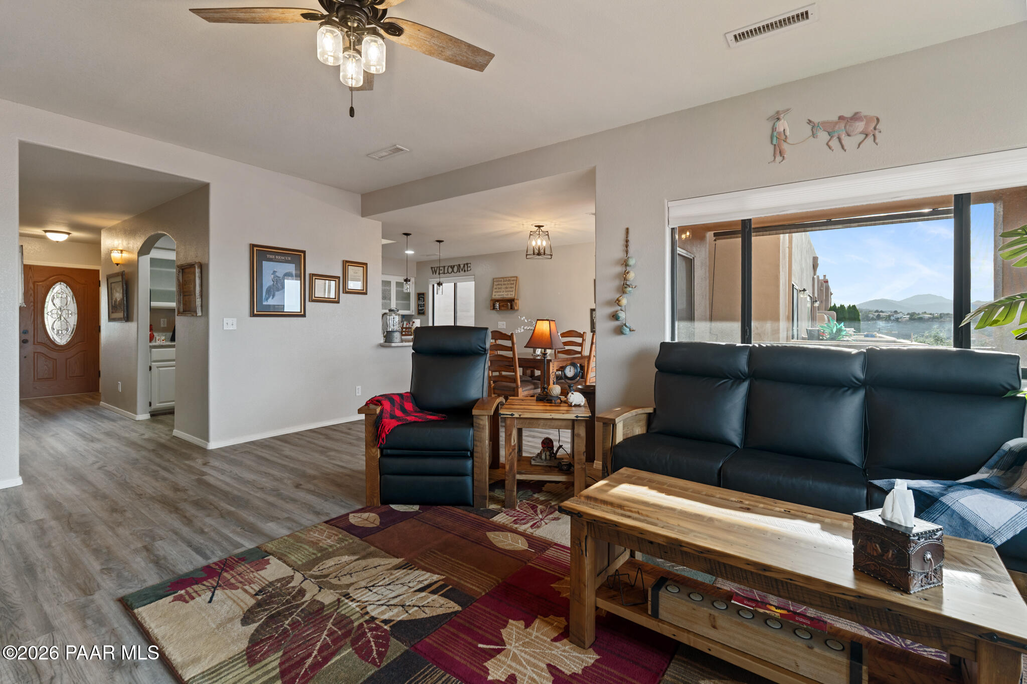 2697 College Heights Road Prescott, AZ 86301 - Photo 9 of 47 Living Room - 2697 College Heights