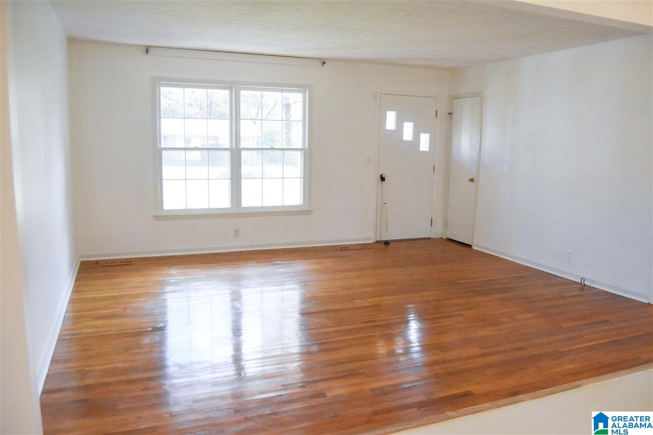 1312 Conger Road Anniston, AL 36207 - Photo 8 of 29