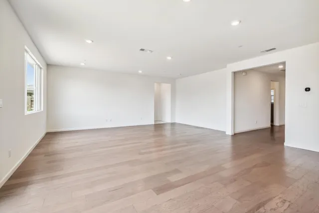 $528,999 | 775 East Curtis Avenue, Fowler, CA 93625