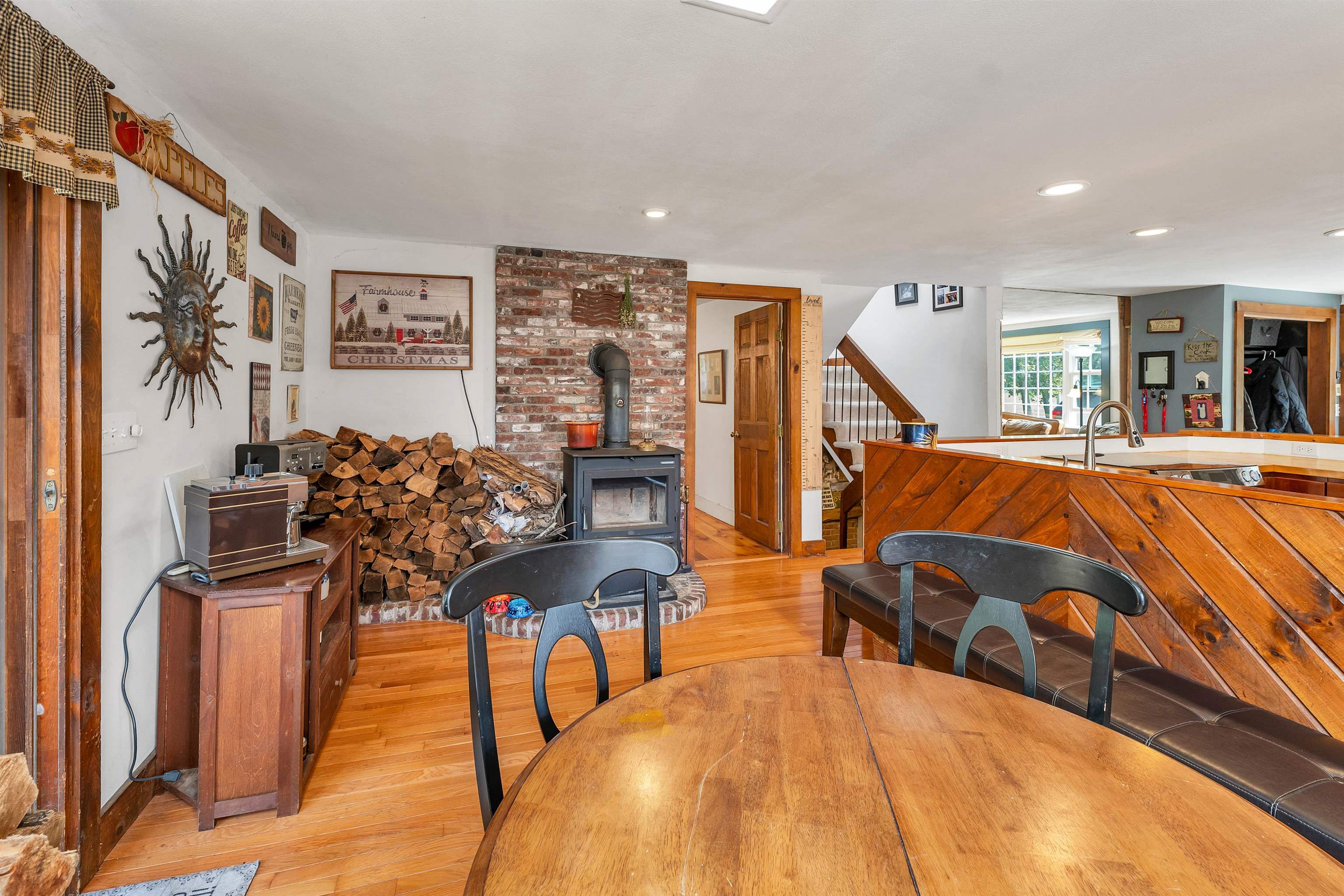 166 Pickpocket Road Brentwood, NH 03833 - Photo 4 of 57