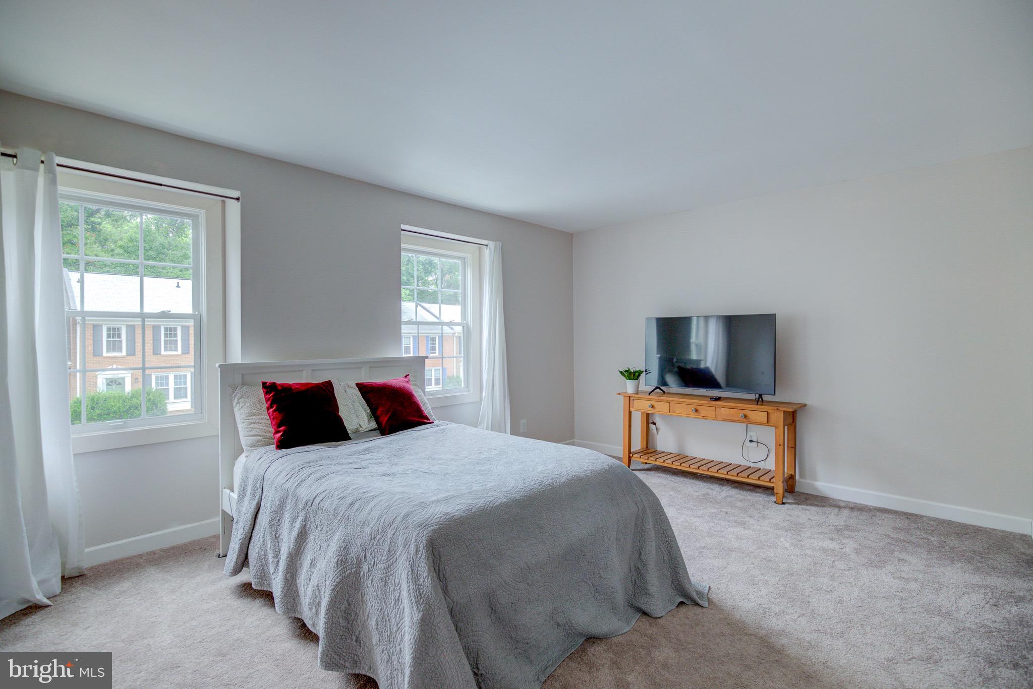 11958 Heathcote Court Reston, VA 20191 - Photo 22 of 42 primary bedroom