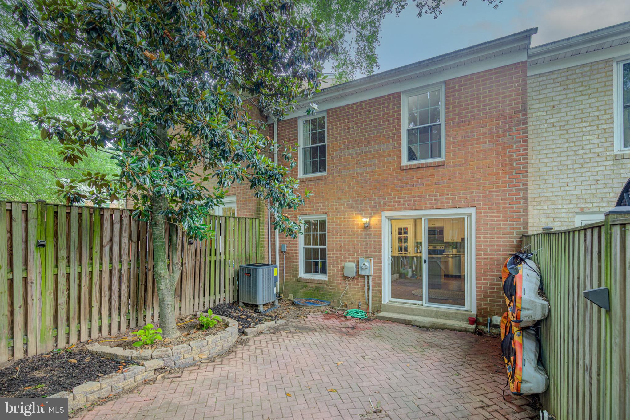 11958 Heathcote Court Reston, VA 20191 - Photo 32 of 42 pack patio
