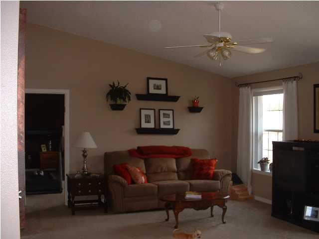 4831 Young Road Crestview, FL 32539 - Photo 4 of 7 Gallery Image 4
