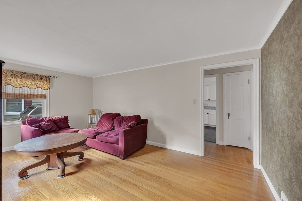 56 Mandalay Road Springfield, MA 01118 - Photo 8 of 33