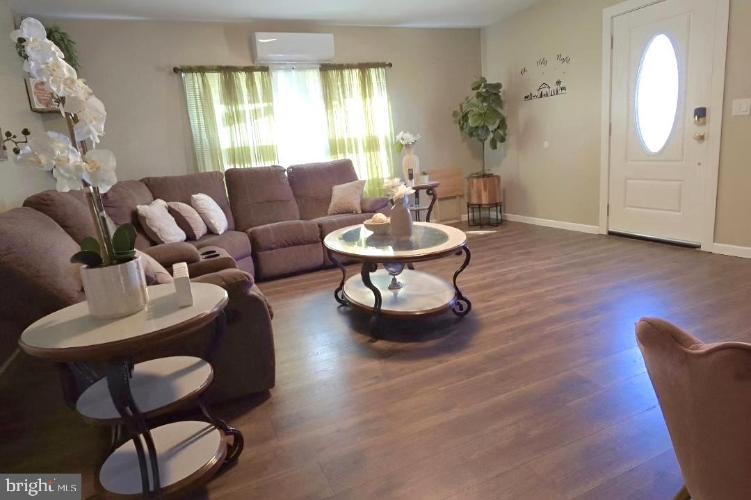 1122 Hanover Road York, PA 17408 - Photo 12 of 37 Gallery Image 12
