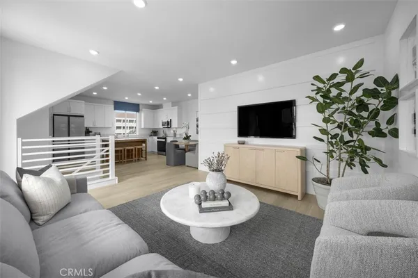 $714,490 | 6650 Via Vista, Pico Rivera, CA 90660