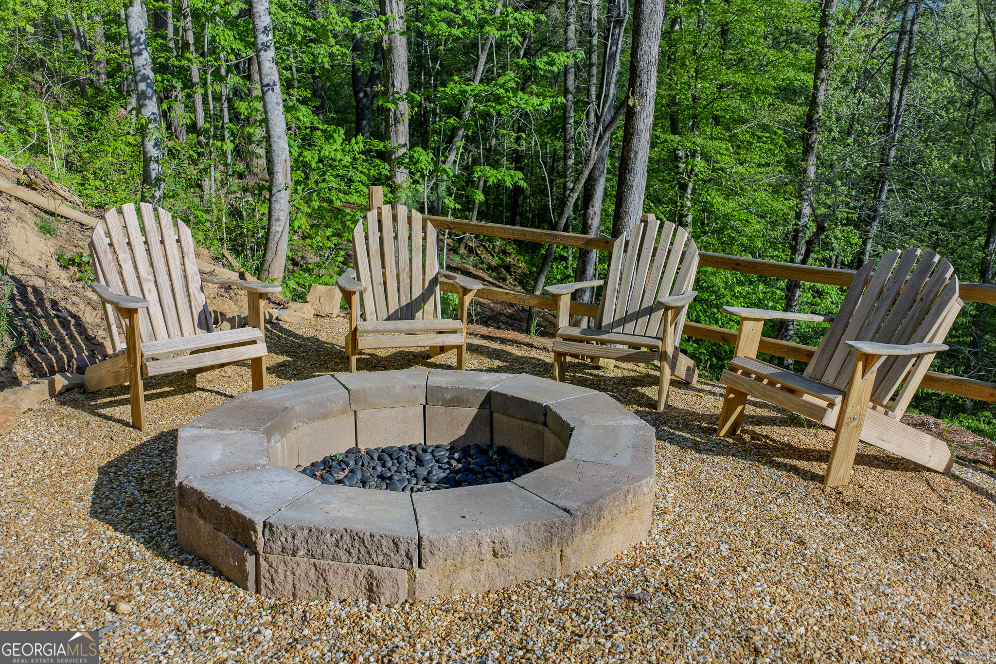 138 Rhondas Way, Unit 106 Ellijay, GA 30540 - Photo 20 of 33
