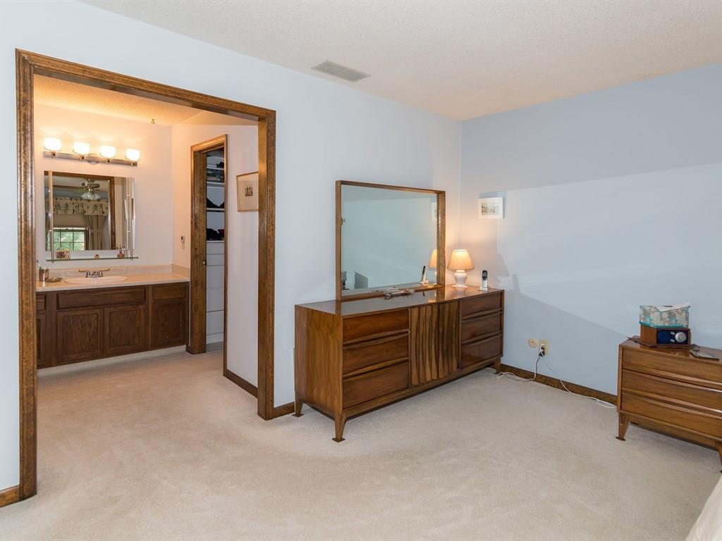 7464 Spring Mill Road Indianapolis, IN 46260 - Photo 13 of 20 Gallery Image 13