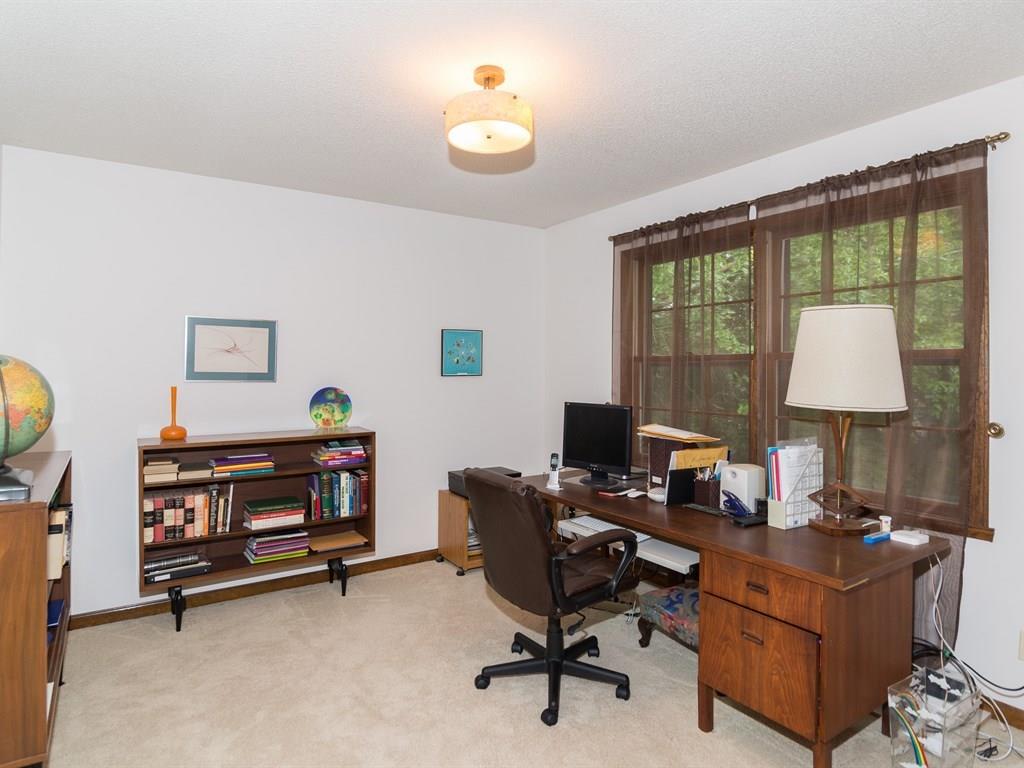 7464 Spring Mill Road Indianapolis, IN 46260 - Photo 16 of 20 Gallery Image 16
