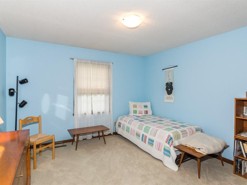 7464 Spring Mill Road Indianapolis, IN 46260 - Photo 18 of 20 Gallery Image 18