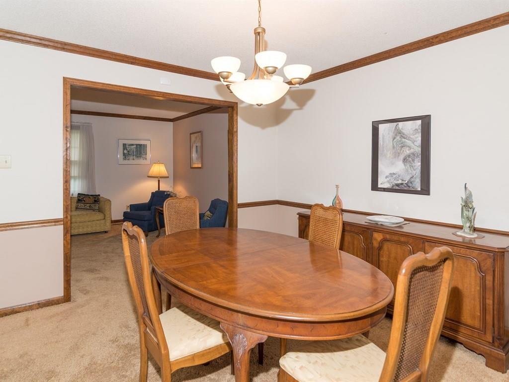 7464 Spring Mill Road Indianapolis, IN 46260 - Photo 5 of 20 Gallery Image 5