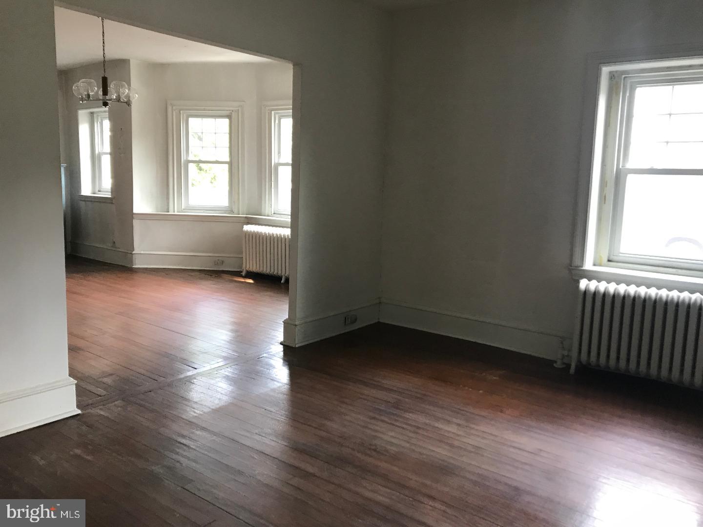 206 Church Road Ardmore, PA 19003 - Photo 3 of 25